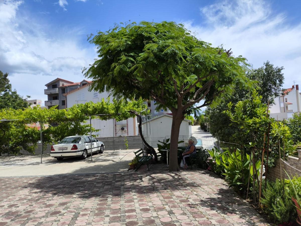 Villa Niko โปดสตรานา ภายนอก รูปภาพ